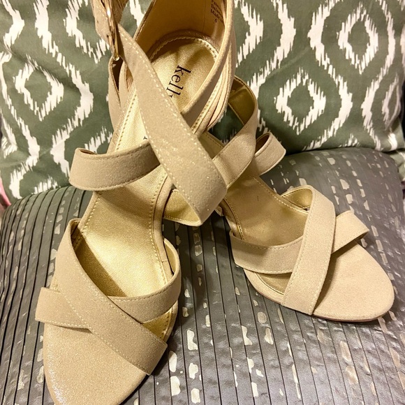 Prom shoes - Picture 1 of 5